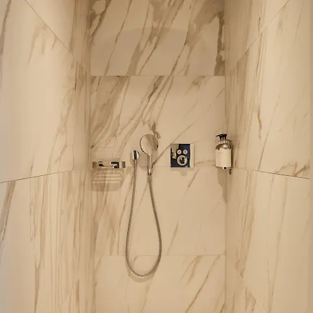 Sir Adam Hotel, Part Of Sircle Collection